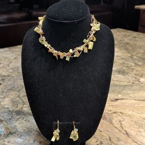 Chic Gold and Green Necklace Set